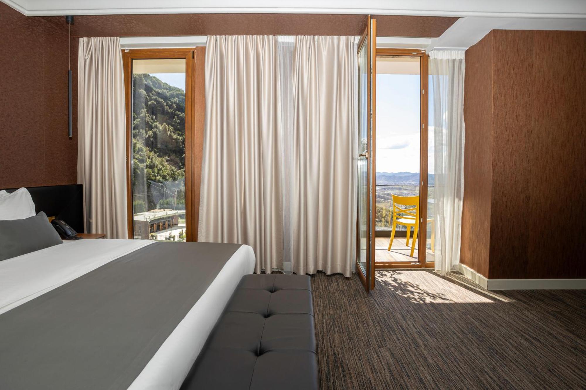 Linze Select Hill Resort מראה חיצוני תמונה