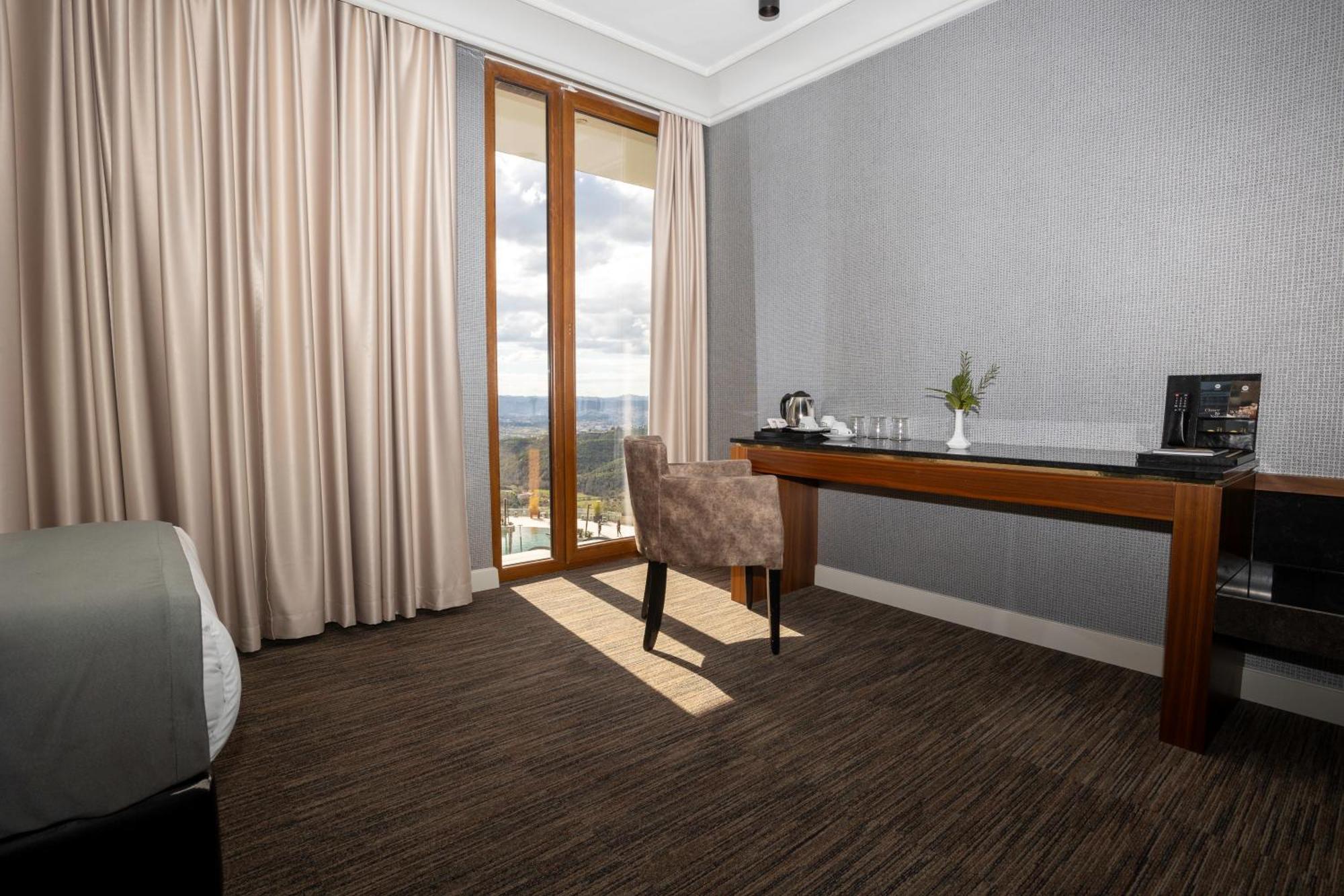 Linze Select Hill Resort מראה חיצוני תמונה